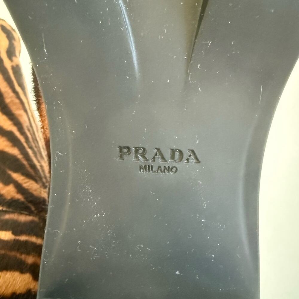 Prada Black Brown Calf Hair Leopard Print Lug Sole Chelsea Ankle boots EU 39 - Picture 10 of 12